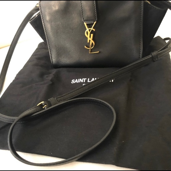 Women’s Yves Saint Laurent Handbag - Picture 2 of 8